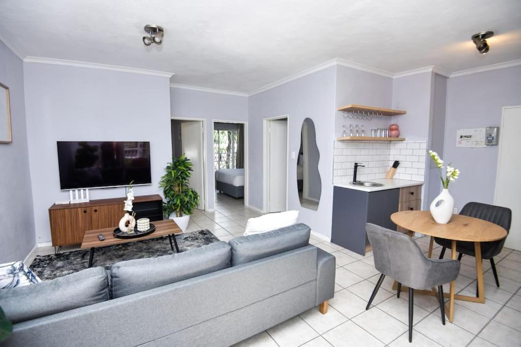 Comfy Hatfield Appartment Pretoria-Noord Esterno foto