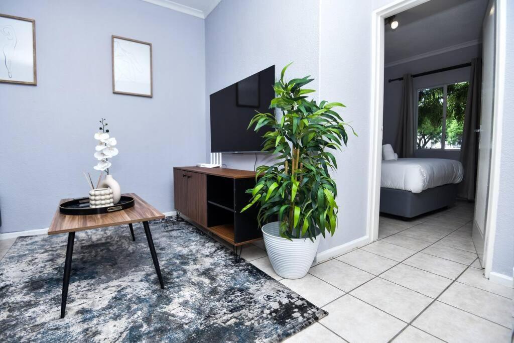 Comfy Hatfield Appartment Pretoria-Noord Esterno foto